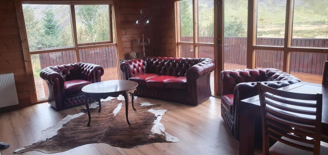Golden Circle Cabin, Hot Tub Villa เกย์ซีร์ ภายนอก รูปภาพ