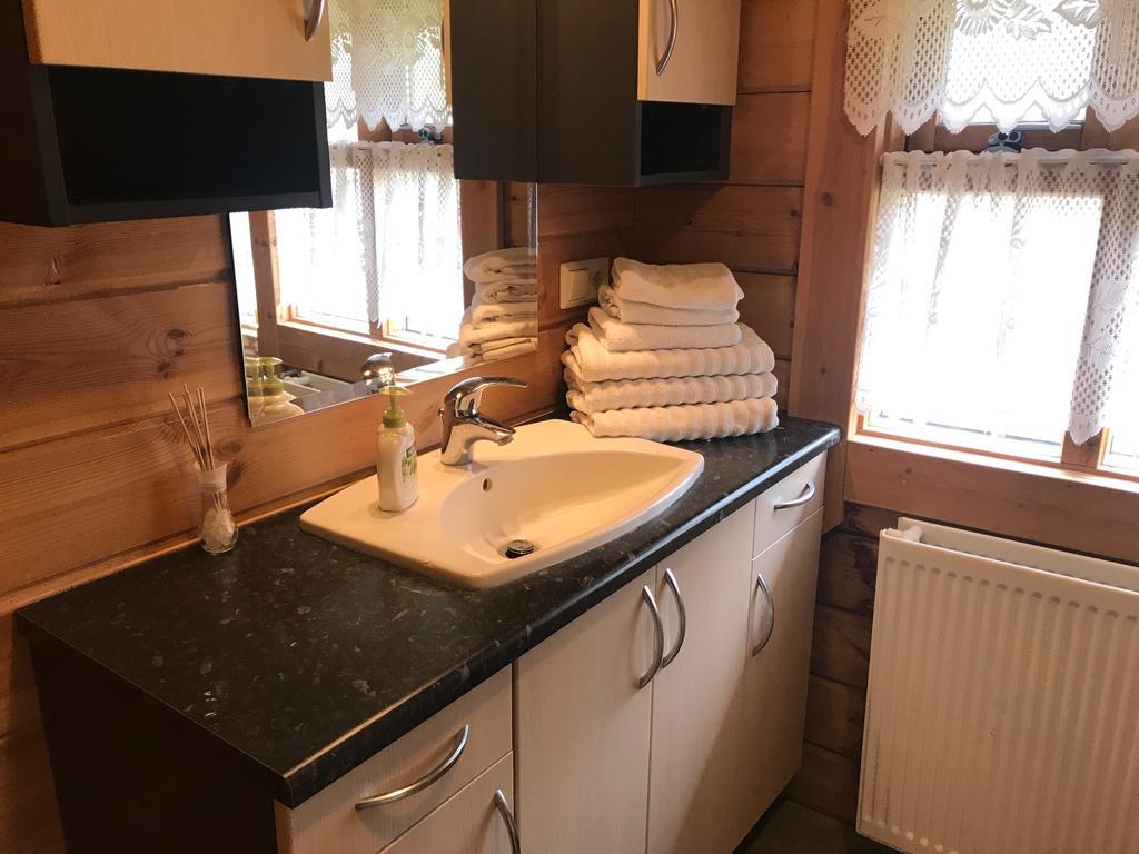Golden Circle Cabin, Hot Tub Villa เกย์ซีร์ ภายนอก รูปภาพ